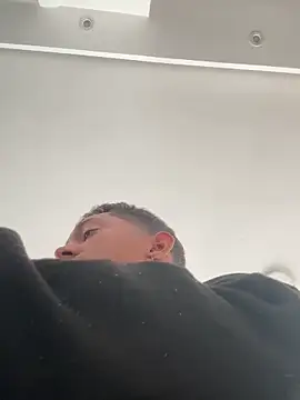 dominic smith  online show from February 13, 2025, 8:45 pm