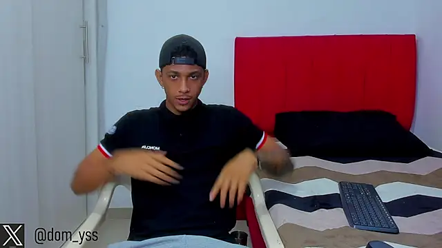 dominic smith  online show from February 25, 2025, 11:00 pm