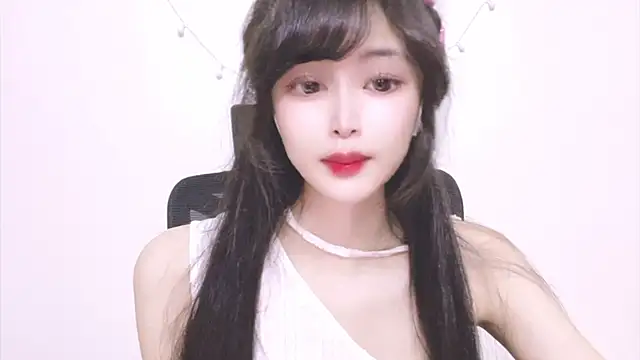 ---MIA--- online show from October 2, 2025, 2:13 pm