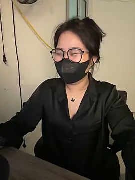 Jenni nana online show from December 5, 2024, 1:49 pm