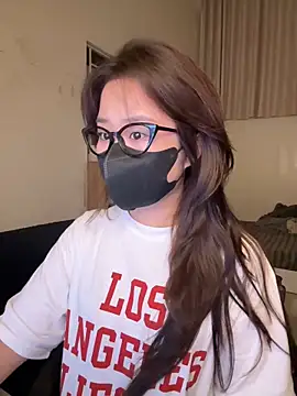 Jenni nana online show from April 14, 2026, 4:13 pm