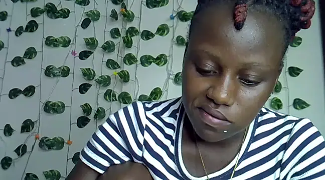 sexybree  online show from February 4, 2025, 6:17 pm