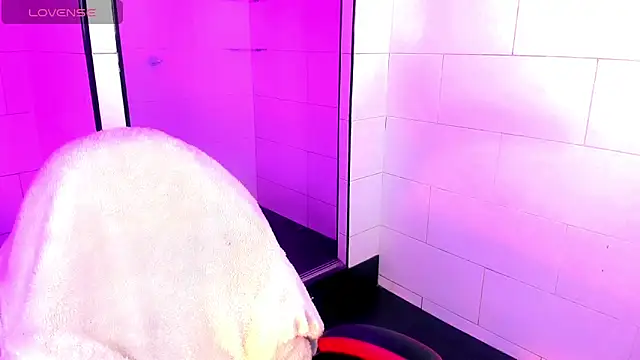 Nikita Gers online show from April 8, 2026, 1:27 am