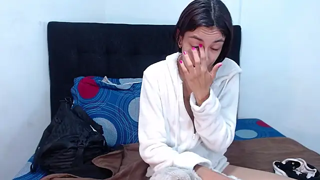 Snapshot of srta_luciana chatting on February 25, 2026, 12:04 pm srta luciana online show from February 25, 2026, 12:04 pm