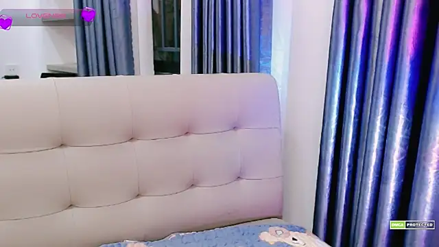 Snapshot of Na_baby chatting on January 5, 2025, 1:04 pm Na baby online show from January 5, 2025, 1:04 pm