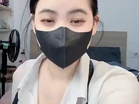 Snapshot of Na_baby chatting on April 15, 2026, 6:15 pm Na baby online show from April 15, 2026, 6:15 pm