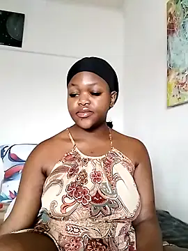 Sexymamibo online show from November 2, 2025, 12:18 pm