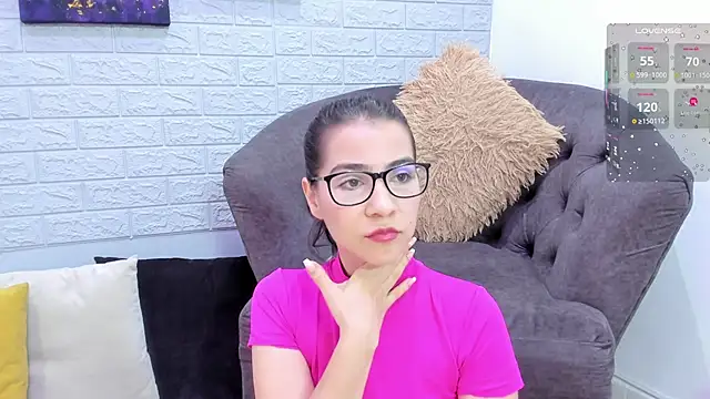 Miranda doll  online show from November 11, 2025, 12:27 pm