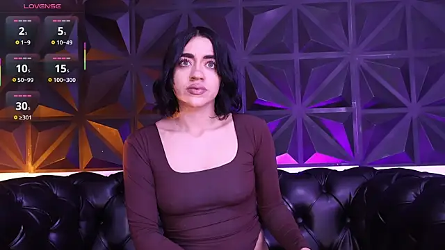 KasiaNoir  online show from November 18, 2025, 12:09 pm