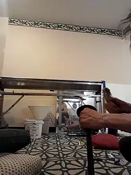 Snapshot of Putitaa1993 chatting on March 13, 2025, 7:53 am Putitaa1993 online show from March 13, 2025, 7:53 am