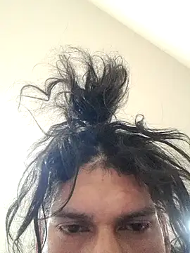 Snapshot of Putitaa1993 chatting on November 8, 2025, 7:08 am Putitaa1993 online show from November 8, 2025, 7:08 am