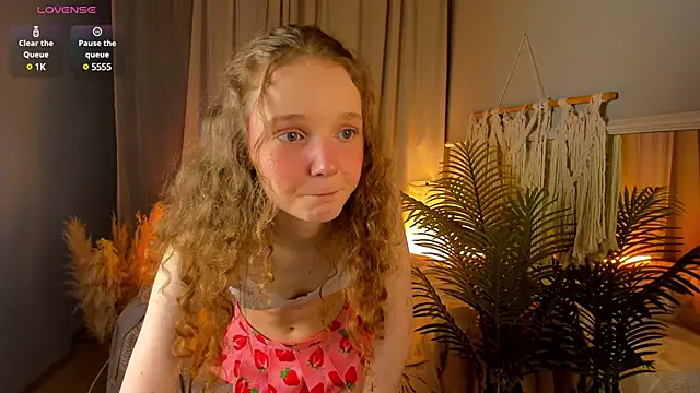 Snapshot of _Rose_Charming_ chatting on January 31, 2025, 9:26 pm  Rose Charming  online show from January 31, 2025, 9:26 pm