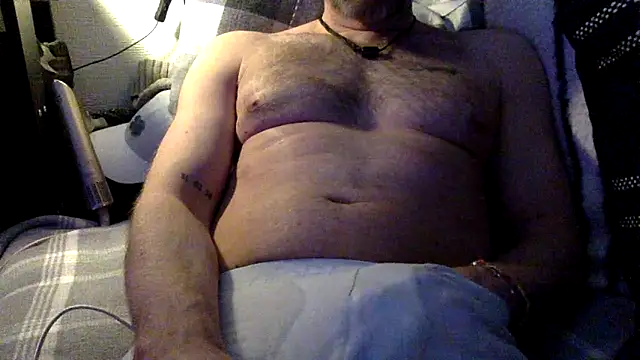 Stardrew123 online show from February 15, 2026, 10:28 pm