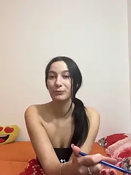 AnnnMary online show from December 22, 2025, 9:56 pm