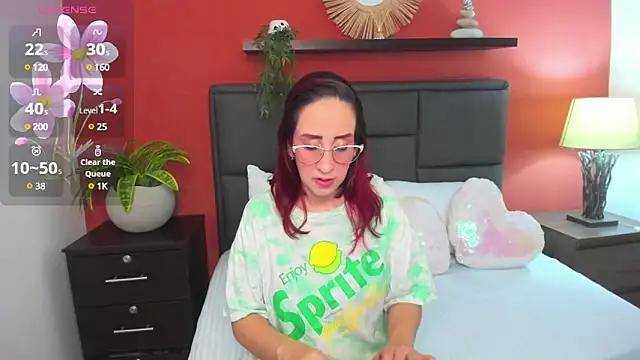 Snapshot of jadde13_ chatting on December 7, 2024, 2:31 am jadde13 online show from December 7, 2024, 2:31 am