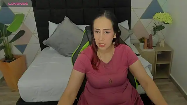 Snapshot of jadde13_ chatting on November 4, 2025, 9:03 pm jadde13 online show from November 4, 2025, 9:03 pm