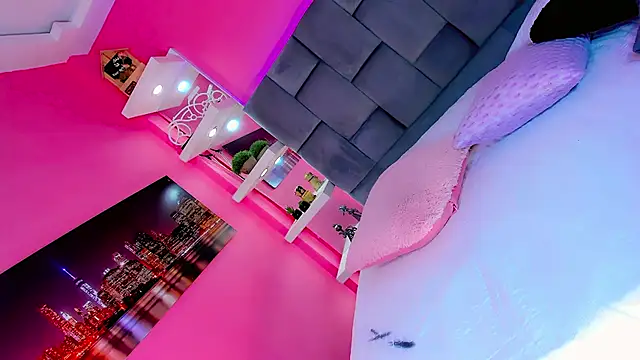 Saamanthaa11 online show from March 7, 2026, 4:53 am