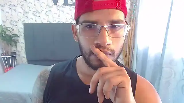 sweet-blowork online show from December 23, 2024, 7:09 pm