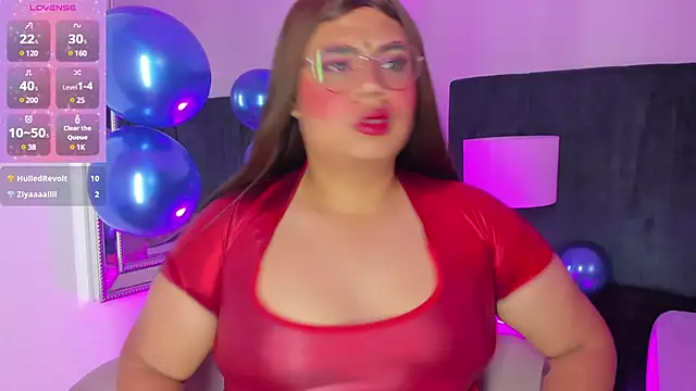 Snapshot of Tom_Silver__ chatting on December 22, 2024, 1:23 am Tom Silver online show from December 22, 2024, 1:23 am