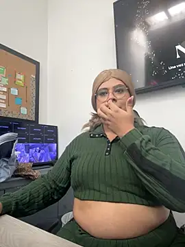 Snapshot of Tom_Silver__ chatting on November 8, 2025, 1:55 pm Tom Silver online show from November 8, 2025, 1:55 pm