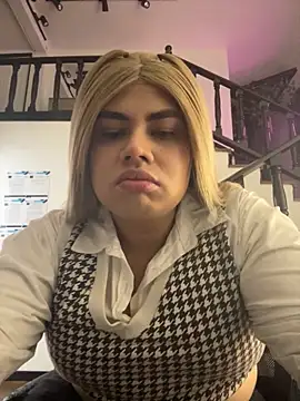 Tom Silver   online show from November 16, 2025, 4:07 am