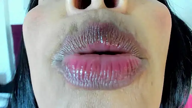 Snapshot of Anthonelaa__ chatting on September 13, 2025, 8:19 pm Anthonelaa online show from September 13, 2025, 8:19 pm