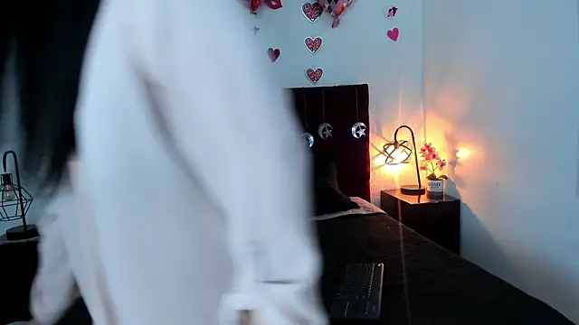 Snapshot of Anthonelaa__ chatting on February 11, 2026, 7:19 pm Anthonelaa online show from February 11, 2026, 7:19 pm