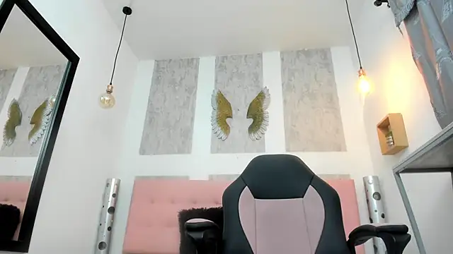 ciara connor online show from March 14, 2026, 3:45 am