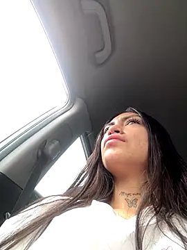 Effy Bonny online show from October 16, 2025, 2:07 pm