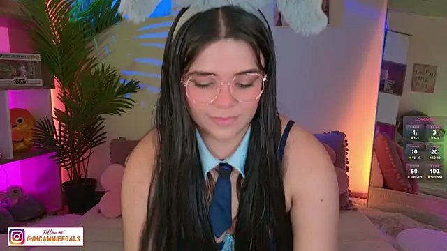 cammiefoalss online show from October 9, 2025, 3:32 pm