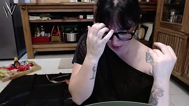 Mistress Wonder online show from May 1, 2026, 2:21 pm