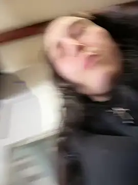 ThicBunz online show from February 13, 2026, 7:21 pm