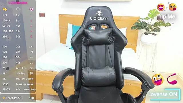 aixa 15 online show from January 21, 2025, 3:21 pm