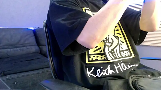 Snapshot of Andy_bapho chatting on September 12, 2025, 2:39 pm Andy bapho online show from September 12, 2025, 2:39 pm