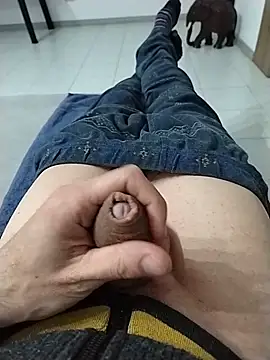 Meriozoro online show from April 12, 2026, 6:02 pm