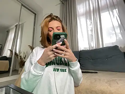 Kat kate online show from February 11, 2025, 12:48 pm