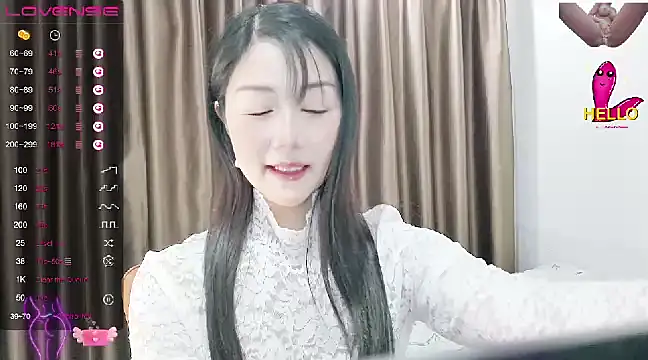Snapshot of CindyHK chatting on January 17, 2025, 12:31 pm CindyHK online show from January 17, 2025, 12:31 pm