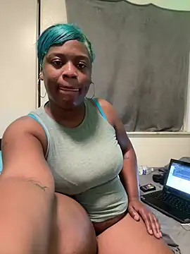 Prettynthick12 online show from June 23, 2026, 8:56 am