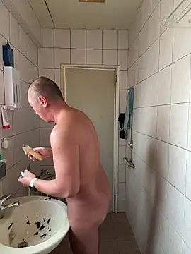 chih515 online show from October 27, 2025, 12:26 am