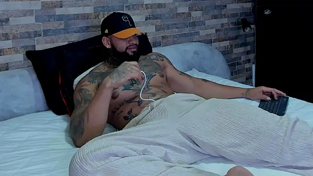 Snapshot of zaiin_diesel chatting on February 6, 2025, 1:38 am zaiin diesel online show from February 6, 2025, 1:38 am