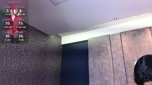 Larabrooks online show from October 2, 2025, 7:32 pm