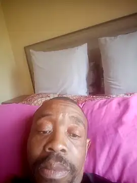 Snapshot of LONGDICK985M chatting on March 31, 2026, 10:48 am LONGDICK985M online show from March 31, 2026, 10:48 am