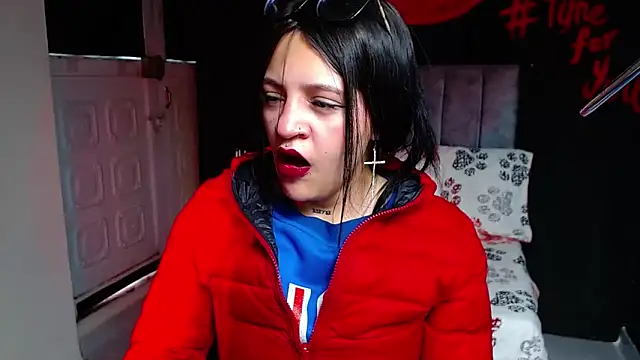 Snapshot of Violettasquirt chatting on April 9, 2026, 1:38 pm Violettasquirt online show from April 9, 2026, 1:38 pm