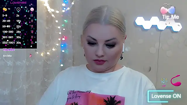 Snapshot of JewellKiss7 chatting on June 30, 2026, 2:56 am JewellKiss7 online show from June 30, 2026, 2:56 am