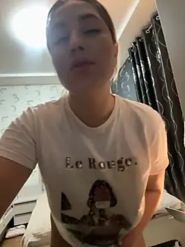 KisssAmmeli online show from November 19, 2025, 2:50 pm