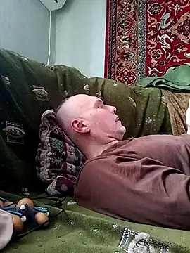 Pineapple04 online show from February 17, 2026, 1:18 pm