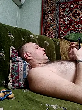 Pineapple04 online show from February 28, 2026, 6:42 pm