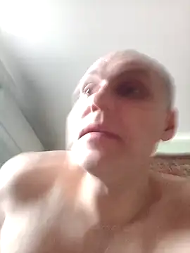 Pineapple04 online show from March 31, 2026, 6:14 am