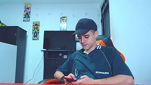 ADAM HOT online show from March 1, 2026, 12:56 am