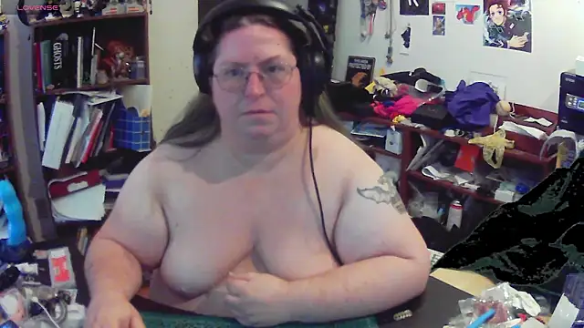 Snapshot of ShibariTurtleDuck chatting on May 29, 2026, 1:53 pm ShibariTurtleDuck online show from May 29, 2026, 1:53 pm